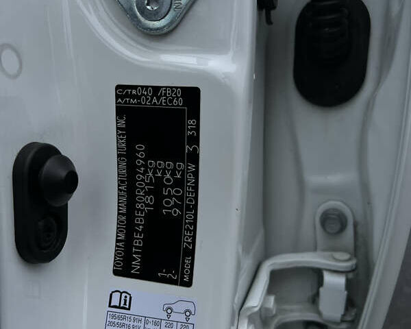 Білий Тойота Королла, об'ємом двигуна 1.6 л та пробігом 107 тис. км за 16500 $, фото 22 на Automoto.ua