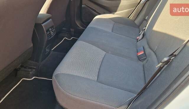 Белый Тойота Королла, объемом двигателя 1.8 л и пробегом 118 тыс. км за 18200 $, фото 20 на Automoto.ua