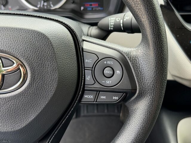 Білий Тойота Королла, об'ємом двигуна 1.8 л та пробігом 28 тис. км за 20990 $, фото 21 на Automoto.ua