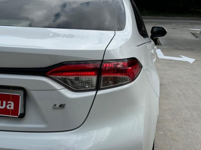 Білий Тойота Королла, об'ємом двигуна 1.8 л та пробігом 28 тис. км за 20990 $, фото 9 на Automoto.ua