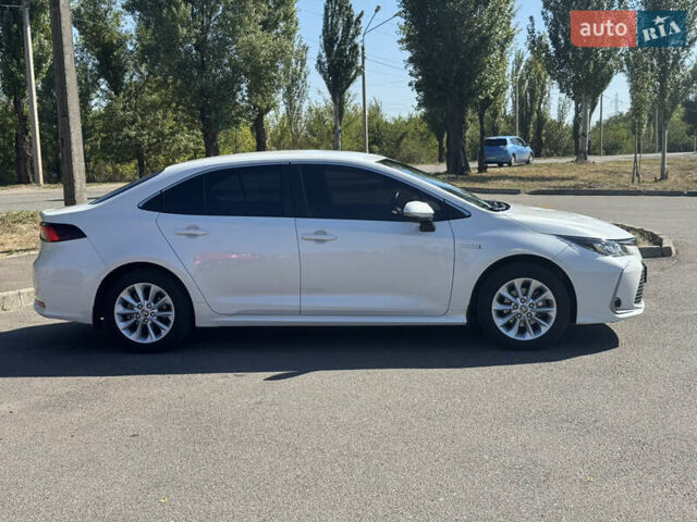 Белый Тойота Королла, объемом двигателя 1.8 л и пробегом 110 тыс. км за 23500 $, фото 6 на Automoto.ua