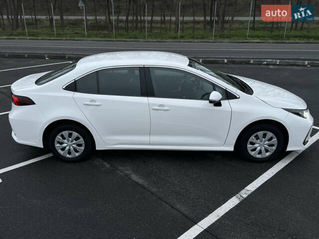 Білий Тойота Королла, об'ємом двигуна 1.6 л та пробігом 107 тис. км за 16500 $, фото 10 на Automoto.ua
