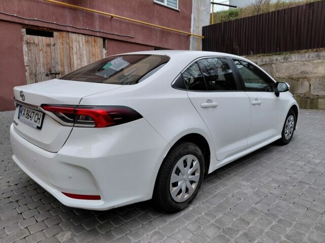 Белый Тойота Королла, объемом двигателя 1.6 л и пробегом 193 тыс. км за 15800 $, фото 5 на Automoto.ua