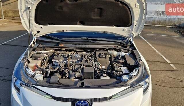 Белый Тойота Королла, объемом двигателя 1.8 л и пробегом 118 тыс. км за 18200 $, фото 35 на Automoto.ua