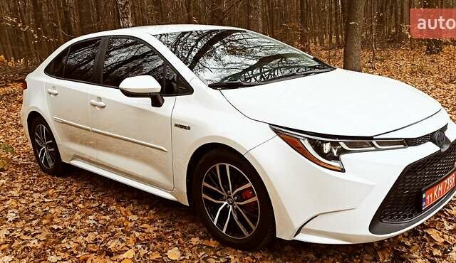 Білий Тойота Королла, об'ємом двигуна 1.8 л та пробігом 169 тис. км за 19900 $, фото 25 на Automoto.ua