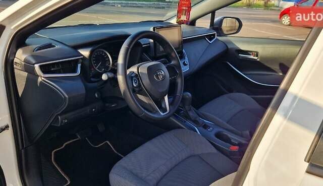 Белый Тойота Королла, объемом двигателя 1.8 л и пробегом 118 тыс. км за 18200 $, фото 10 на Automoto.ua