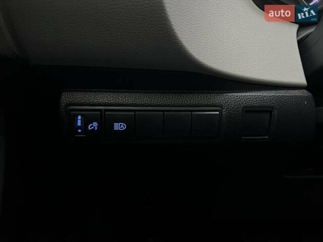 Белый Тойота Королла, объемом двигателя 1.8 л и пробегом 40 тыс. км за 16990 $, фото 16 на Automoto.ua