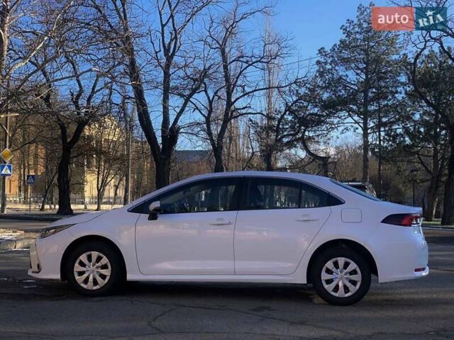 Білий Тойота Королла, об'ємом двигуна 1.6 л та пробігом 57 тис. км за 17999 $, фото 6 на Automoto.ua