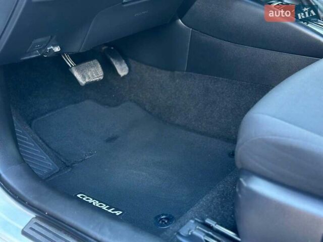 Белый Тойота Королла, объемом двигателя 1.8 л и пробегом 169 тыс. км за 20290 $, фото 9 на Automoto.ua
