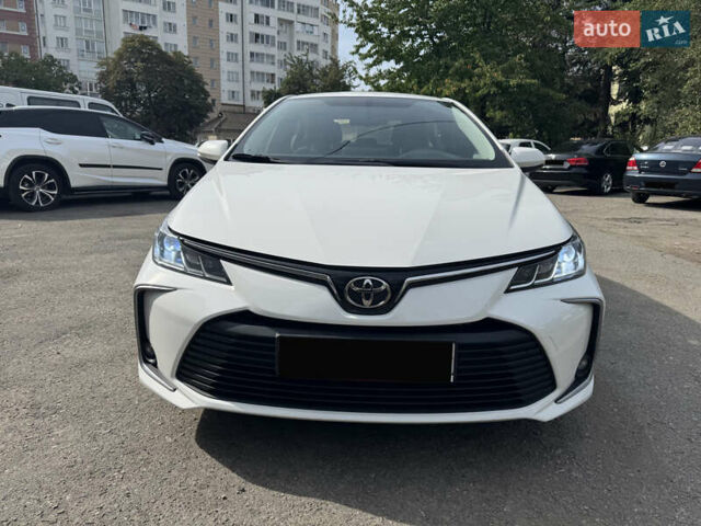 Белый Тойота Королла, объемом двигателя 1.6 л и пробегом 86 тыс. км за 17900 $, фото 1 на Automoto.ua