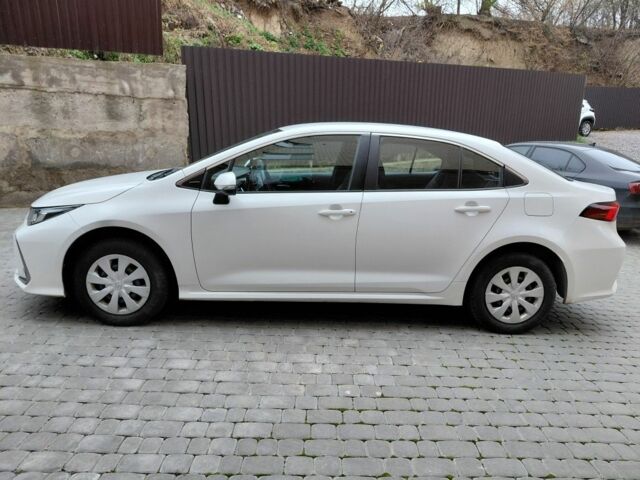 Белый Тойота Королла, объемом двигателя 1.6 л и пробегом 193 тыс. км за 15800 $, фото 2 на Automoto.ua