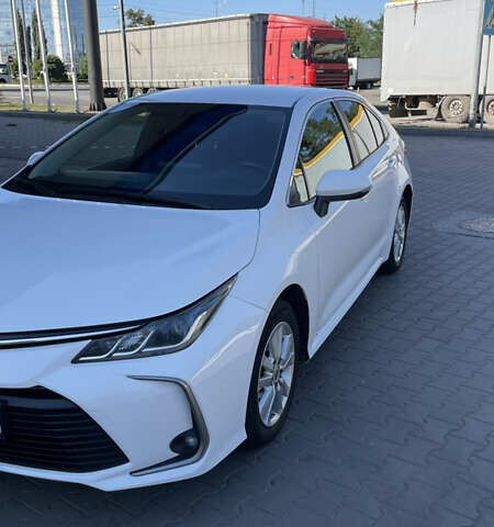 Белый Тойота Королла, объемом двигателя 1.6 л и пробегом 135 тыс. км за 17800 $, фото 9 на Automoto.ua