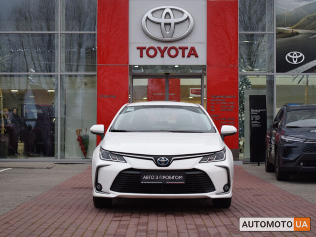 Белый Тойота Королла, объемом двигателя 1.8 л и пробегом 86 тыс. км за 21700 $, фото 4 на Automoto.ua
