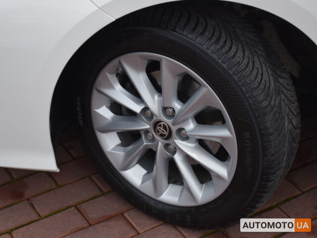 Белый Тойота Королла, объемом двигателя 1.8 л и пробегом 86 тыс. км за 21700 $, фото 14 на Automoto.ua