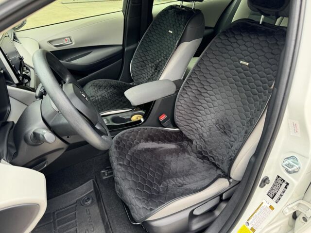 Білий Тойота Королла, об'ємом двигуна 1.8 л та пробігом 28 тис. км за 20990 $, фото 3 на Automoto.ua