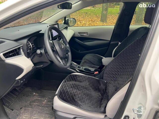 Белый Тойота Королла, объемом двигателя 1.8 л и пробегом 40 тыс. км за 16990 $, фото 9 на Automoto.ua