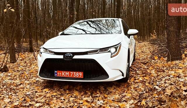 Білий Тойота Королла, об'ємом двигуна 1.8 л та пробігом 169 тис. км за 19900 $, фото 37 на Automoto.ua