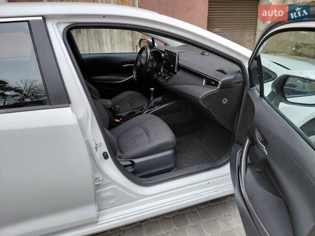 Белый Тойота Королла, объемом двигателя 1.6 л и пробегом 193 тыс. км за 15800 $, фото 11 на Automoto.ua