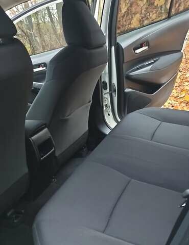 Білий Тойота Королла, об'ємом двигуна 1.8 л та пробігом 169 тис. км за 19900 $, фото 20 на Automoto.ua