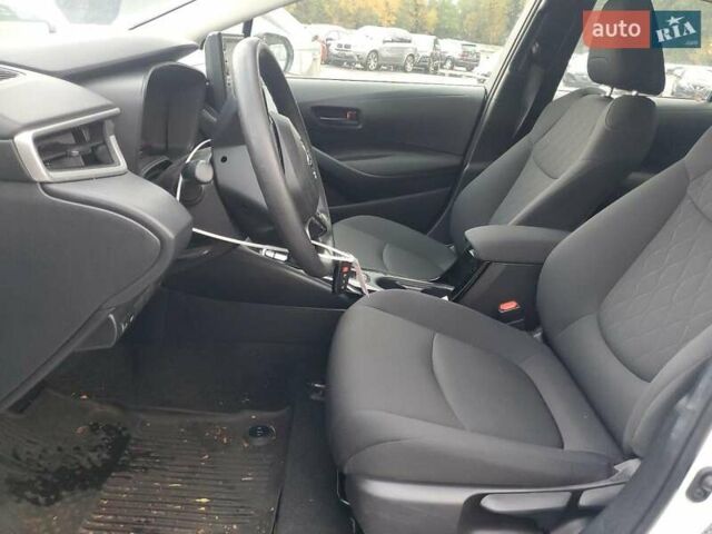 Белый Тойота Королла, объемом двигателя 1.8 л и пробегом 50 тыс. км за 3000 $, фото 6 на Automoto.ua