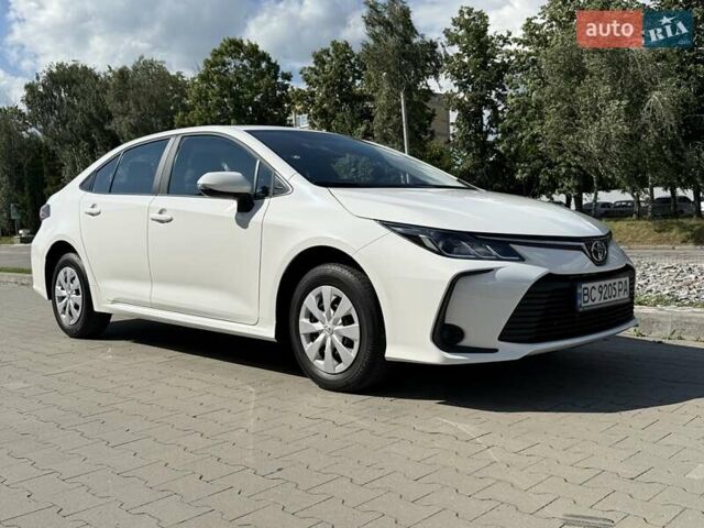 Білий Тойота Королла, об'ємом двигуна 1.6 л та пробігом 2 тис. км за 23800 $, фото 6 на Automoto.ua