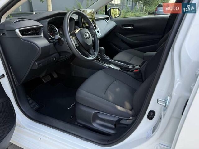 Білий Тойота Королла, об'ємом двигуна 1.6 л та пробігом 2 тис. км за 23800 $, фото 30 на Automoto.ua