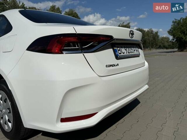 Білий Тойота Королла, об'ємом двигуна 1.6 л та пробігом 2 тис. км за 23800 $, фото 26 на Automoto.ua