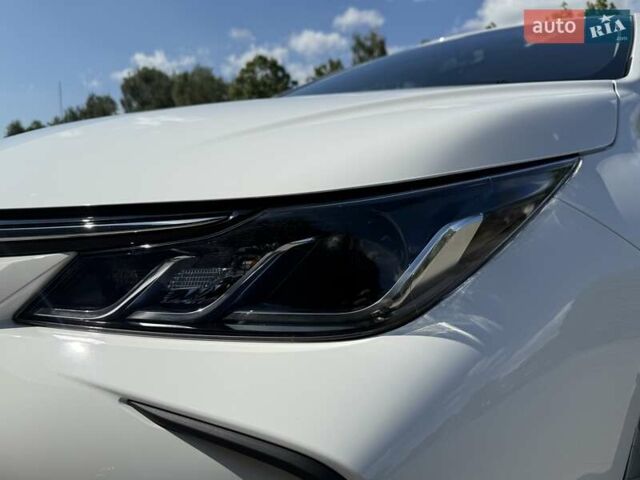 Білий Тойота Королла, об'ємом двигуна 1.6 л та пробігом 2 тис. км за 23800 $, фото 12 на Automoto.ua