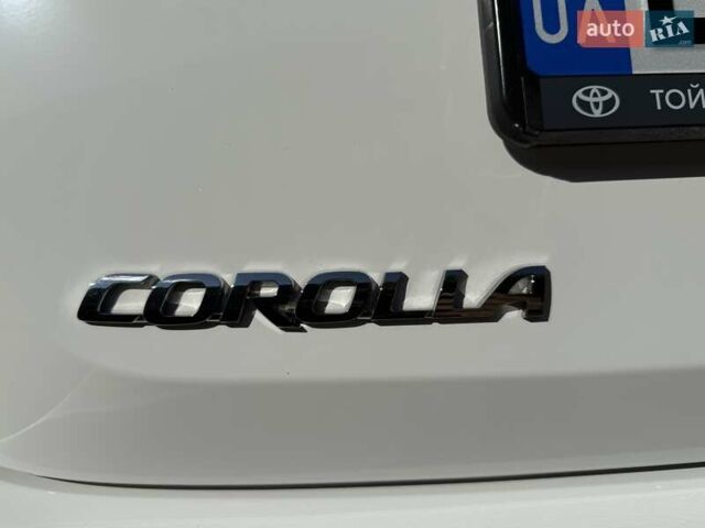 Білий Тойота Королла, об'ємом двигуна 1.6 л та пробігом 2 тис. км за 23800 $, фото 24 на Automoto.ua