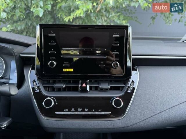 Білий Тойота Королла, об'ємом двигуна 1.6 л та пробігом 2 тис. км за 23800 $, фото 44 на Automoto.ua