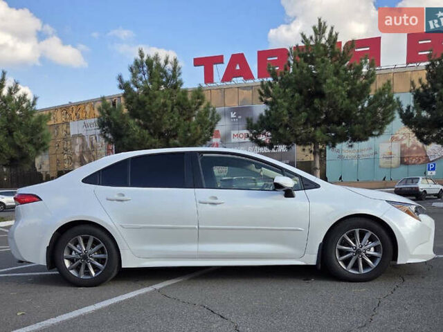 Белый Тойота Королла, объемом двигателя 1.8 л и пробегом 140 тыс. км за 18600 $, фото 10 на Automoto.ua