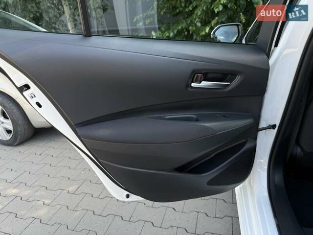 Білий Тойота Королла, об'ємом двигуна 1.6 л та пробігом 2 тис. км за 23800 $, фото 35 на Automoto.ua