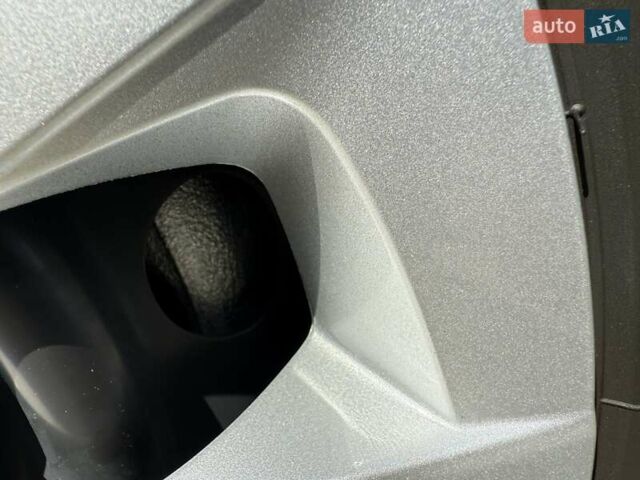 Білий Тойота Королла, об'ємом двигуна 1.6 л та пробігом 2 тис. км за 23800 $, фото 70 на Automoto.ua