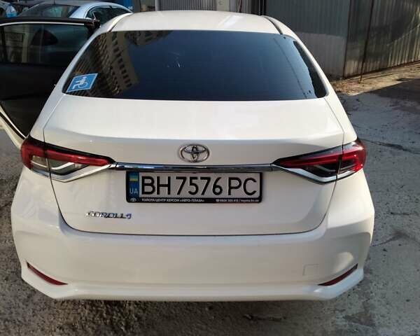 Белый Тойота Королла, объемом двигателя 1.59 л и пробегом 65 тыс. км за 21750 $, фото 7 на Automoto.ua