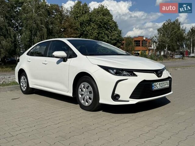 Білий Тойота Королла, об'ємом двигуна 1.6 л та пробігом 2 тис. км за 23800 $, фото 17 на Automoto.ua