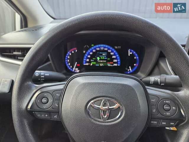 Белый Тойота Королла, объемом двигателя 1.8 л и пробегом 140 тыс. км за 18600 $, фото 12 на Automoto.ua