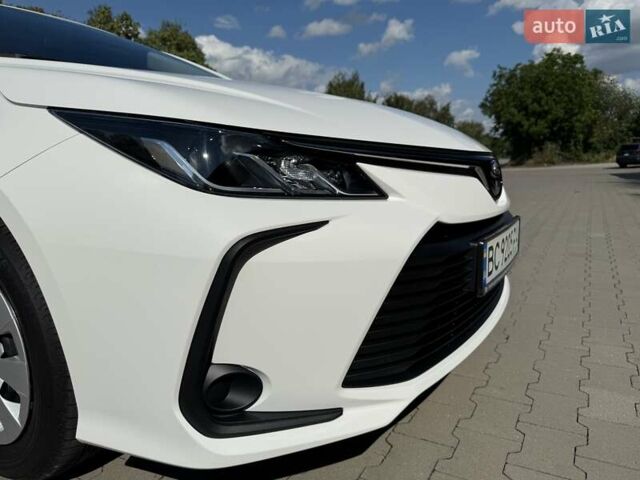 Білий Тойота Королла, об'ємом двигуна 1.6 л та пробігом 2 тис. км за 23800 $, фото 13 на Automoto.ua