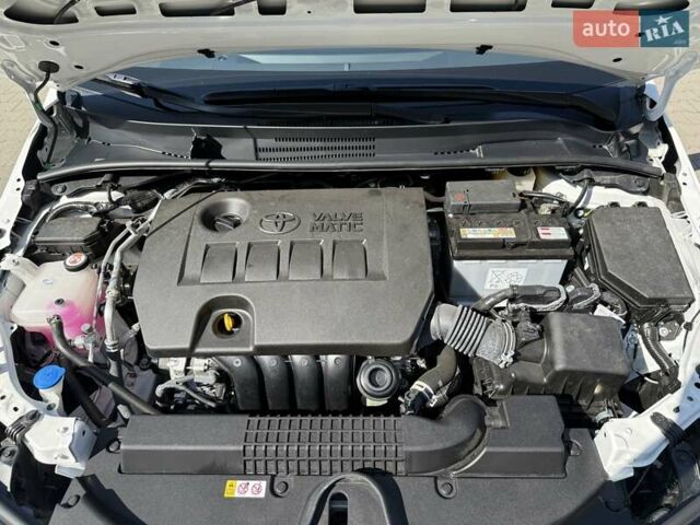 Білий Тойота Королла, об'ємом двигуна 1.6 л та пробігом 2 тис. км за 23800 $, фото 61 на Automoto.ua