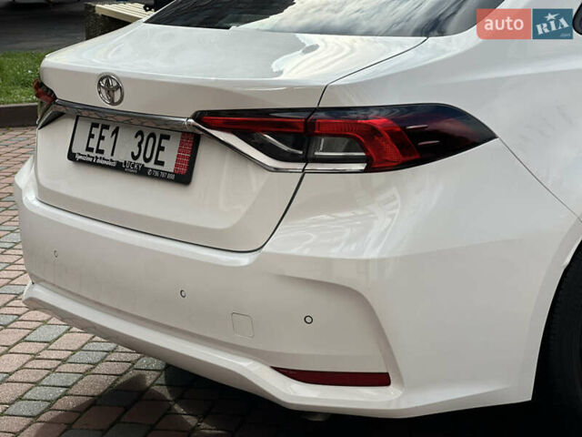 Белый Тойота Королла, объемом двигателя 1.49 л и пробегом 161 тыс. км за 14450 $, фото 35 на Automoto.ua