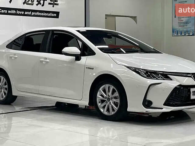 Белый Тойота Королла, объемом двигателя 0 л и пробегом 35 тыс. км за 23900 $, фото 4 на Automoto.ua