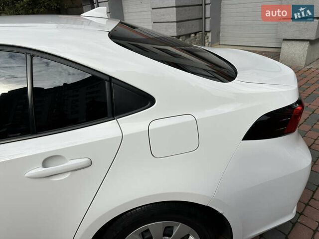 Белый Тойота Королла, объемом двигателя 1.49 л и пробегом 161 тыс. км за 14450 $, фото 82 на Automoto.ua