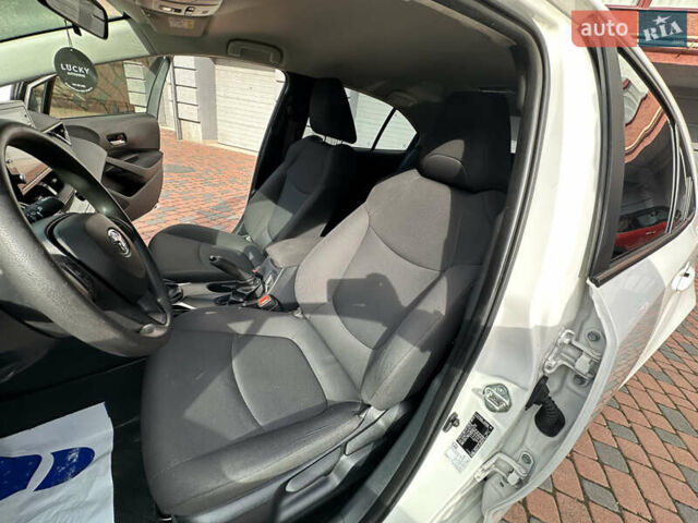 Белый Тойота Королла, объемом двигателя 1.49 л и пробегом 161 тыс. км за 14450 $, фото 118 на Automoto.ua