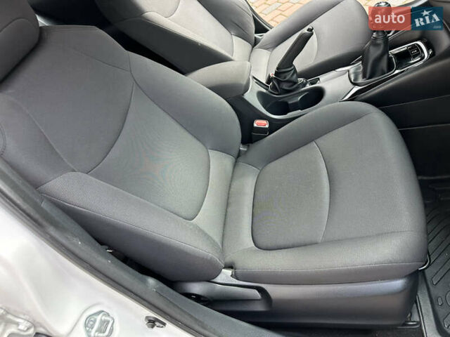 Белый Тойота Королла, объемом двигателя 1.49 л и пробегом 161 тыс. км за 14450 $, фото 131 на Automoto.ua