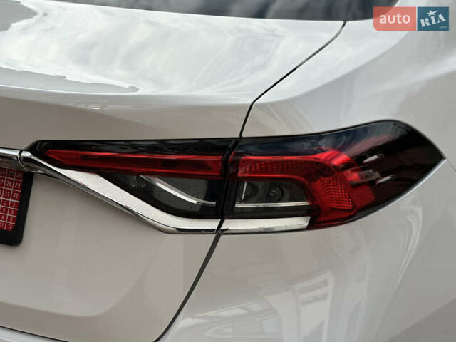 Белый Тойота Королла, объемом двигателя 1.49 л и пробегом 161 тыс. км за 14450 $, фото 36 на Automoto.ua