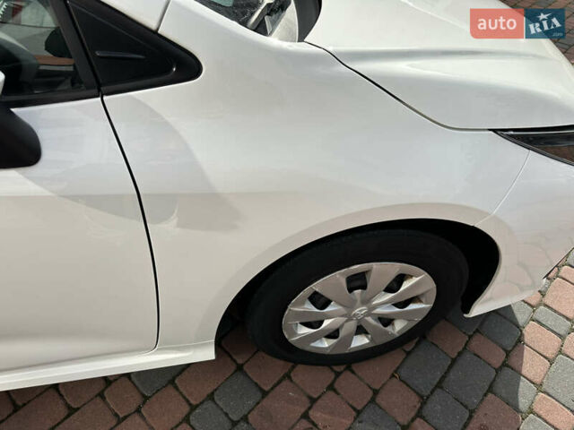 Белый Тойота Королла, объемом двигателя 1.49 л и пробегом 161 тыс. км за 14450 $, фото 87 на Automoto.ua