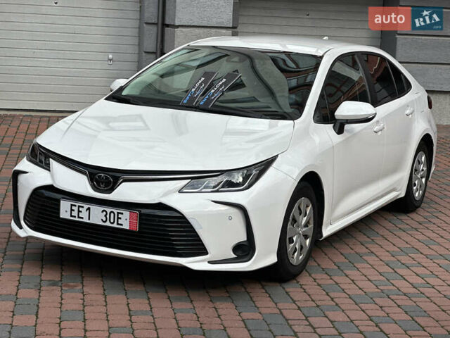 Белый Тойота Королла, объемом двигателя 1.49 л и пробегом 161 тыс. км за 14450 $, фото 4 на Automoto.ua