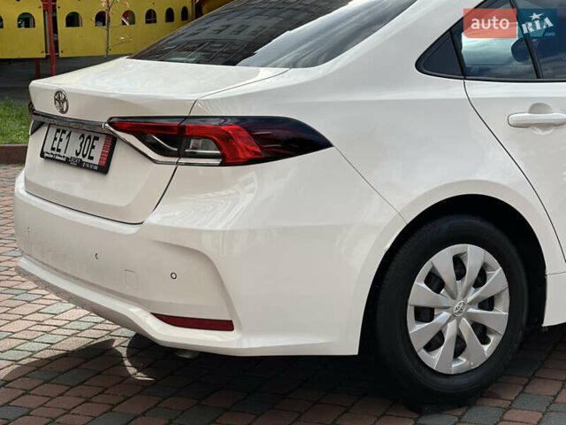 Белый Тойота Королла, объемом двигателя 1.49 л и пробегом 161 тыс. км за 14450 $, фото 33 на Automoto.ua