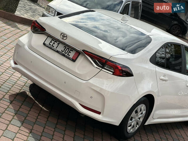 Белый Тойота Королла, объемом двигателя 1.49 л и пробегом 161 тыс. км за 14450 $, фото 31 на Automoto.ua