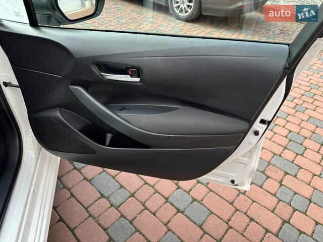 Белый Тойота Королла, объемом двигателя 1.49 л и пробегом 161 тыс. км за 14450 $, фото 134 на Automoto.ua