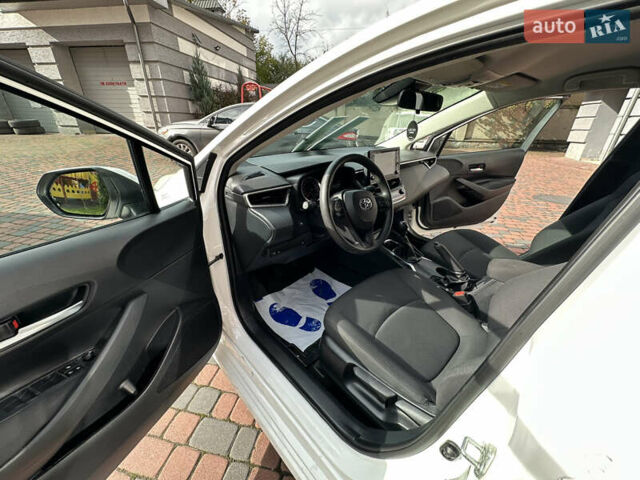 Белый Тойота Королла, объемом двигателя 1.49 л и пробегом 161 тыс. км за 14450 $, фото 116 на Automoto.ua